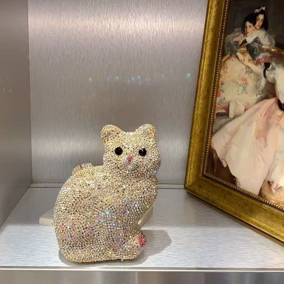 Złota Torebka Damska w Kształc – Luxury Bags Cute recenzja i cena